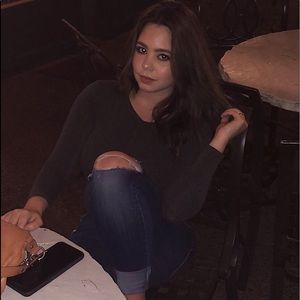 Meet your Posher, Gem